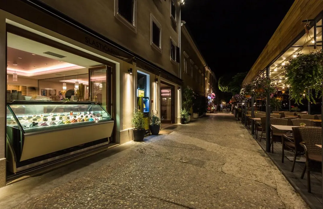 Aparthotel Gimi-1